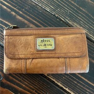 Fossil ‎ Women’s Brown Leather Wallet